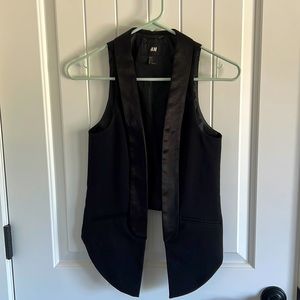 H&M Black Vest